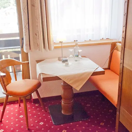 Gaestehaus Birkenhof 奥伯斯特多夫